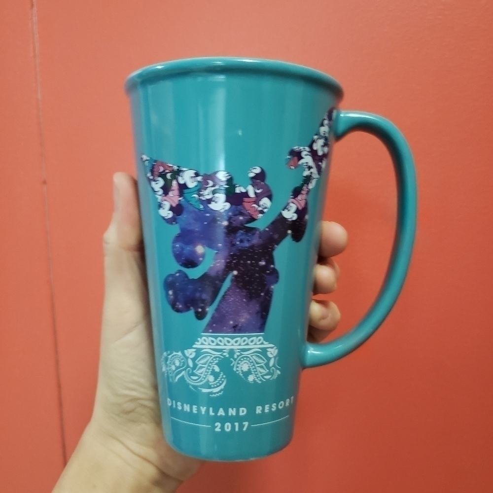 Disney Parks Disneyland Resorts 2017 mickey a dream is a wish ur heart makes mug
